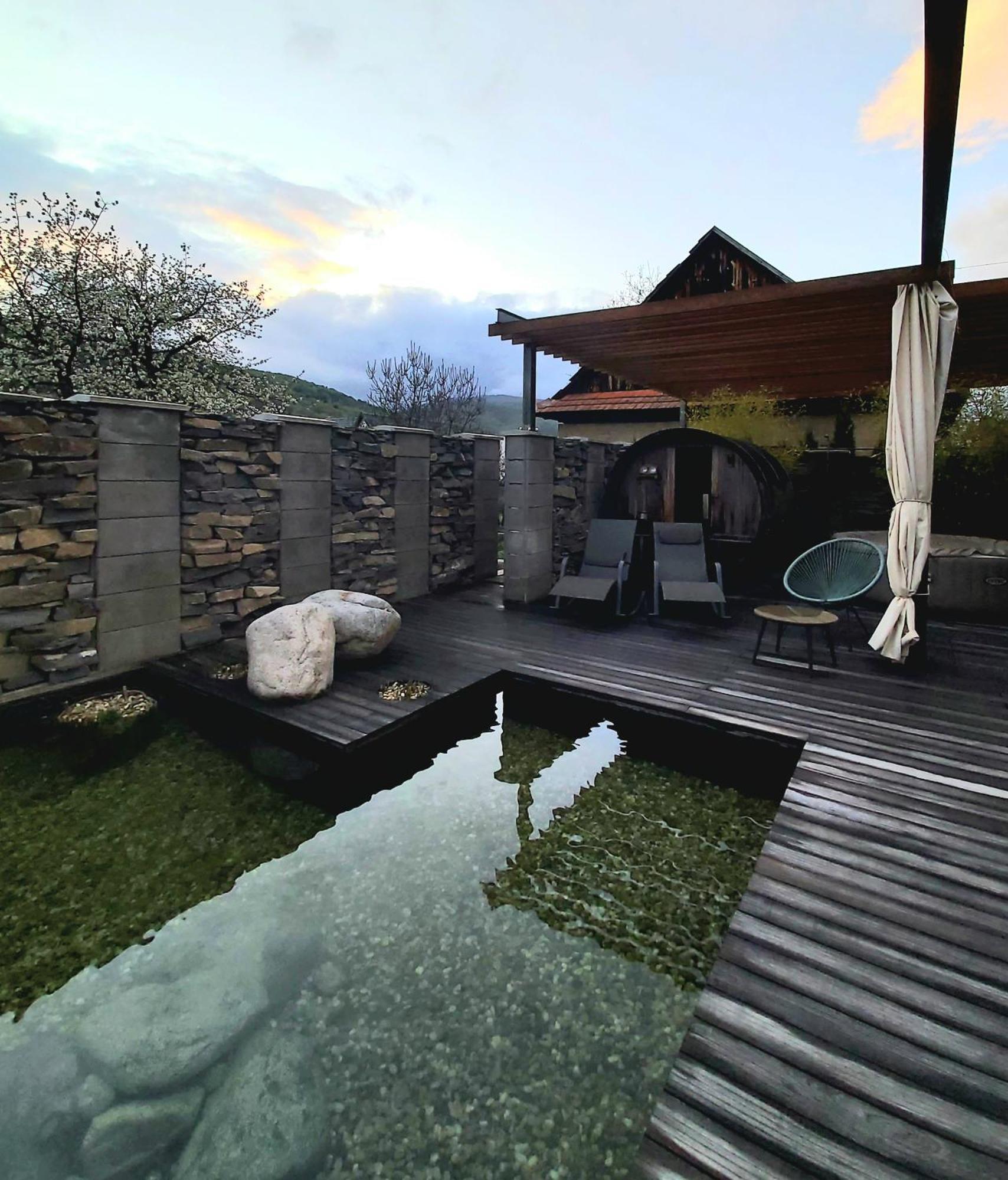 Vigeo Lounge B&B Coffee Bojnice Esterno foto